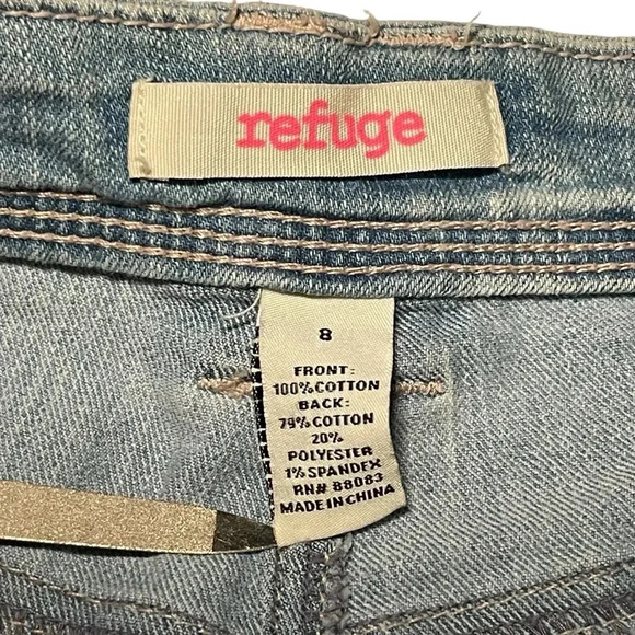 Refugee Distressed Jeans Women’s Size 8 Light Stone Washed Denim - Picture 9 of 12
